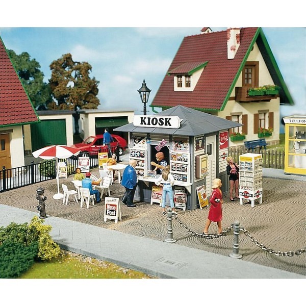 Spur LGB:  Susi's Zeitschriftenkiosk  