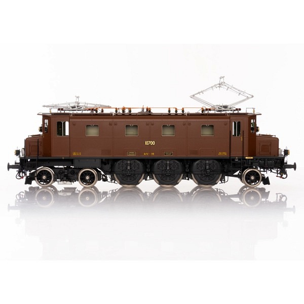Spur 1:  SBB Ae 3/6 I 10700 "Historic" Nussbraun  