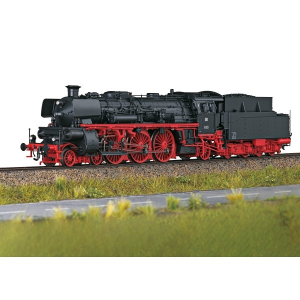Dampflokomotive 18 323   -    Die Schönste unter den Schönen  