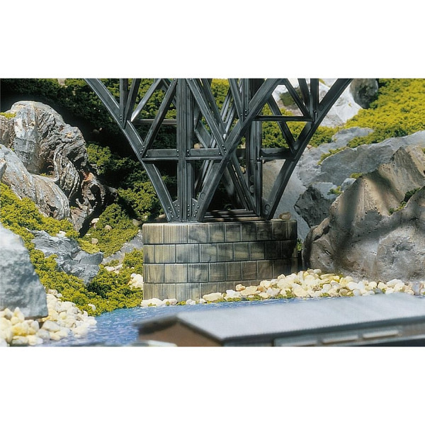 Betonbrückenpfeiler 