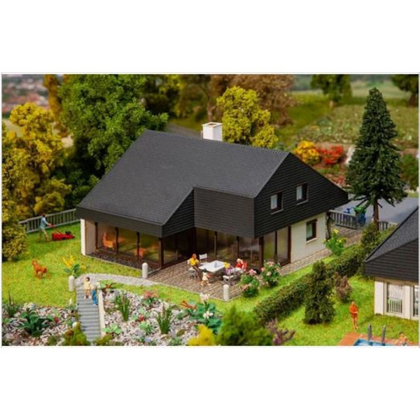 Architektenhaus mit Eternitdach 