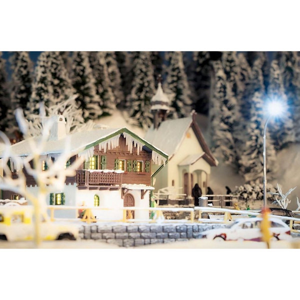 Adventskalender mit Figuren 