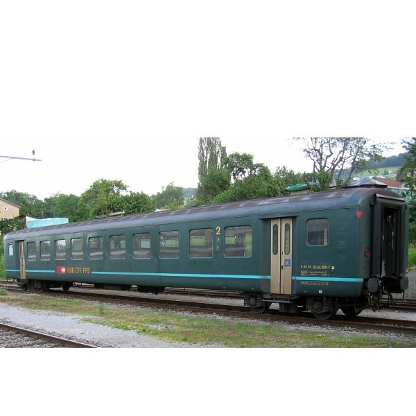 Spur 1: SBB Einheitswagen EW II, grün, 2. Klasse, grün mit Comfortstreifen 
