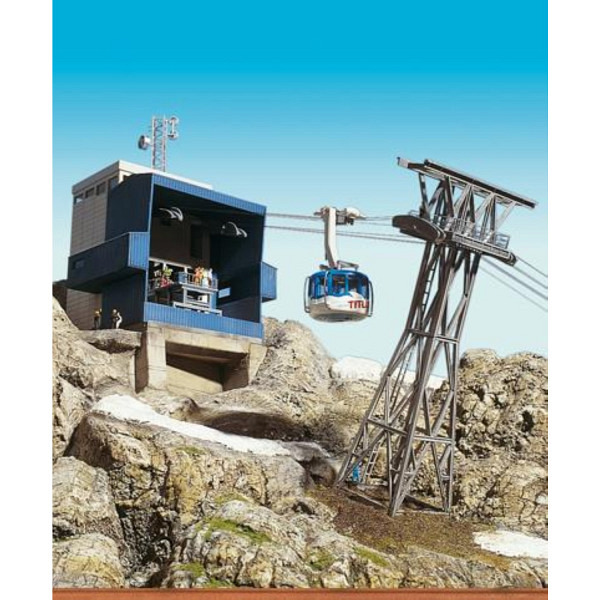 Gondelbahn Titlis komplett mit Berg- und Talstation, mit 2 Gondeln. 