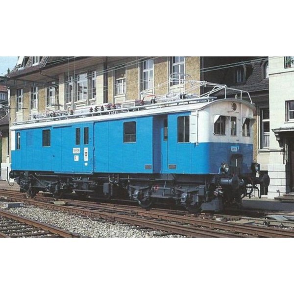 Spur 1: SBB Fe 4/4 18518, "Zürcher Anstrich", auch "Arbeiter-Pullmann" genannt 