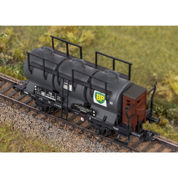 Kesselwagen-Set mit drei Behältern 