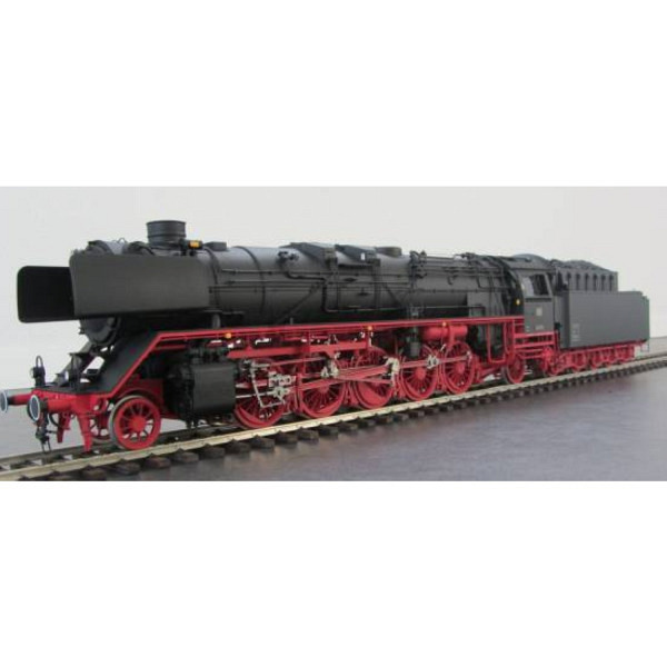 Spur 1:  praktisch neuwertige DB BR 45 010  mit Witte-Windleitblechen 